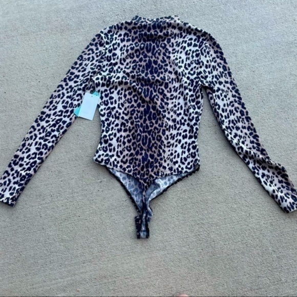 Tops - NWT Leopard Bodysuit    GD1